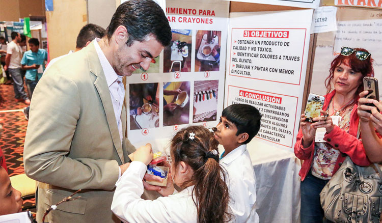 “Ustedes son los verdaderos agentes de cambio” “Ustedes son los verdaderos agentes de cambio”