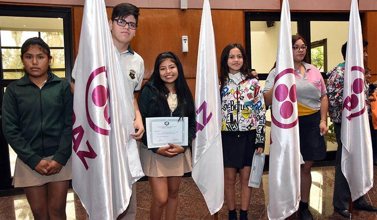 Escuelas de Salta recibieron la Bandera de la Paz