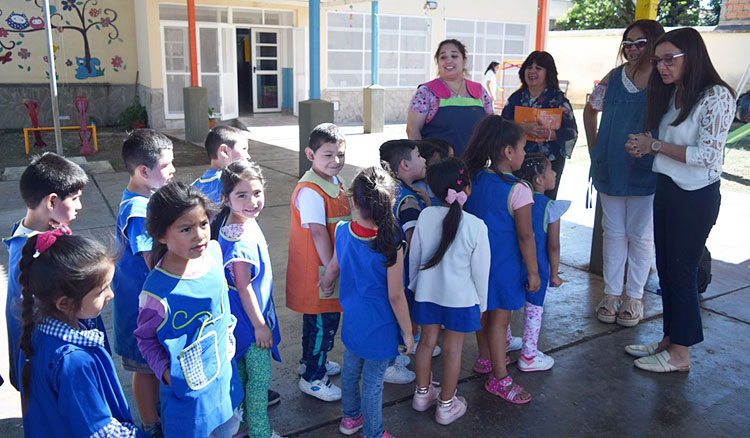 La ministra de Educación recorrió obras de ampliación y refacción en salas de Nivel Inicial