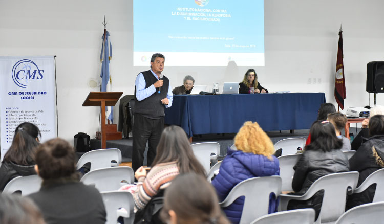 Educación y el INADI brindaron una conferencia Educación y el INADI brindaron una conferencia