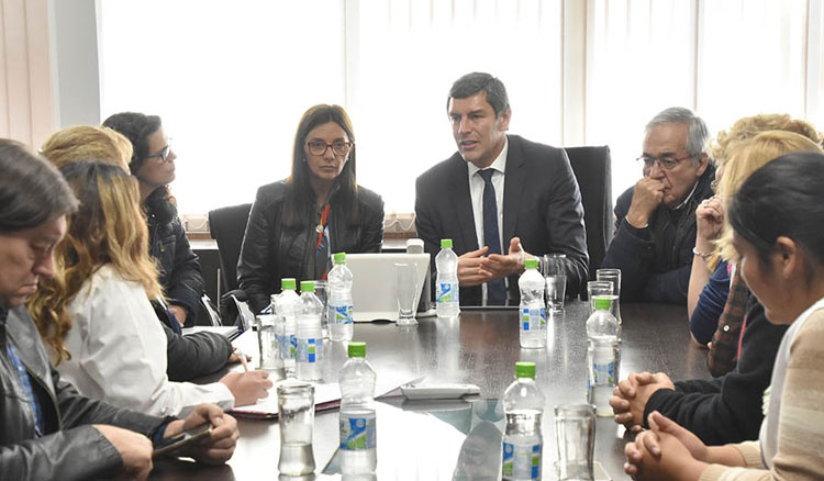 Ratifican que los docentes de religión mantendrán la continuidad laboral Ratifican que los docentes de religión mantendrán la continuidad laboral