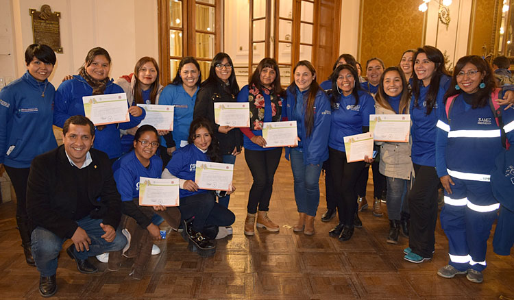 Entregaron certificados a docentes de los programas socioeducativos Entregaron certificados a docentes de los programas socioeducativos