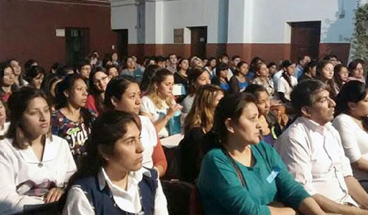 La formación docente continua es una prioridad del sistema educativo