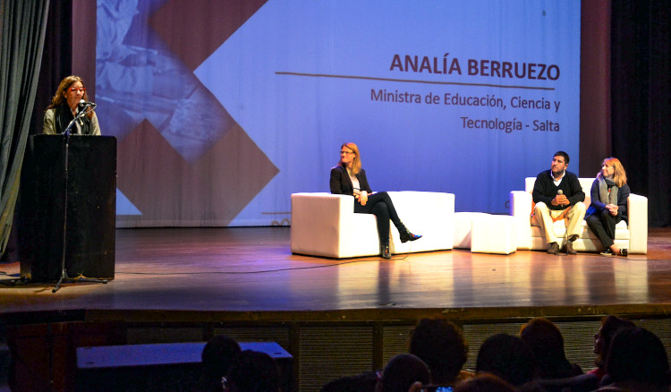 Se realizó en Salta el IV Foro Provincial de Comunidades de Aprendizaje Se realizó en Salta el IV Foro Provincial de Comunidades de Aprendizaje