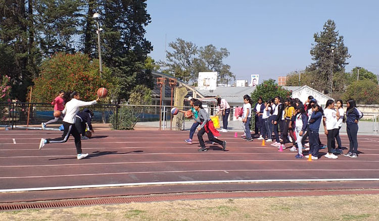 Encuentro recreativo de actividades atléticas