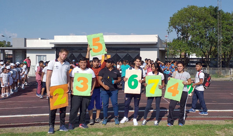 Encuentro de atletismo recreativo escolar