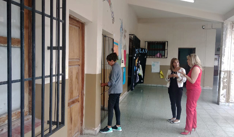 El Ministerio de Educación realizó un relevamiento de las condiciones edilicias de la escuela Delfín Leguizamón