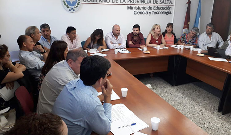 Reunión con representantes de los gremios Reunión con representantes de los gremios