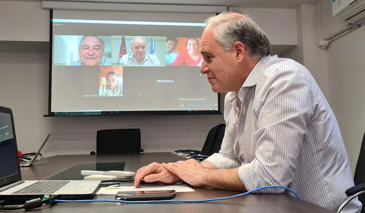 Destacan la importancia del apoyo familiar en el aprendizaje escolar durante la pandemia Destacan la importancia del apoyo familiar en el aprendizaje escolar durante la pandemia